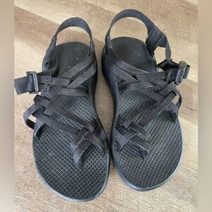 Chaco size 8